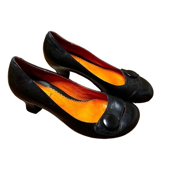 Miz Mooz Tarin Black Leather Pumps - Picture 4 of 9